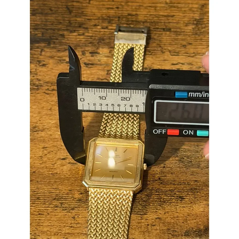Seiko Lassale Quartz Gold Tone Rectangular Watch Mesh Bracelet